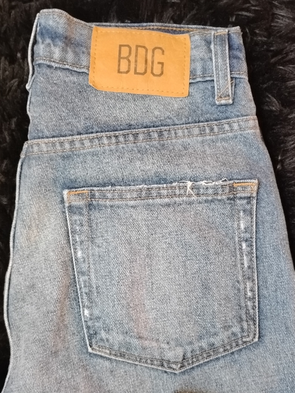 BDG Women's "Cowboy Jeans" (27) - Picture 3 of 14